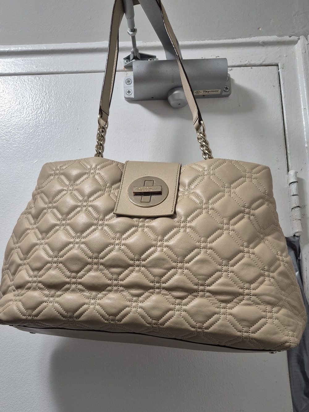 Quilted Beige Shoulder Bag with Chain-Strap and Turn-Lock